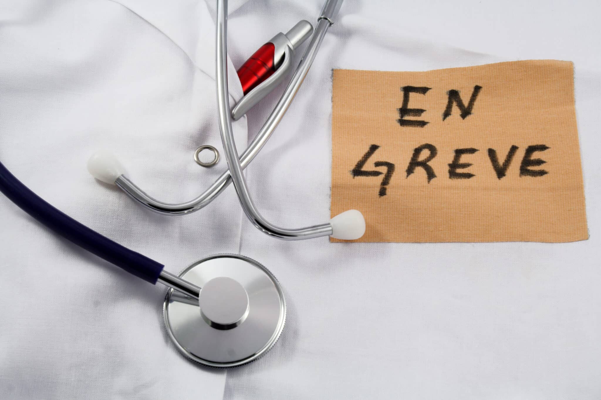 Les médecins appelés à faire une grève “illimitée” à partir du 13 octobre